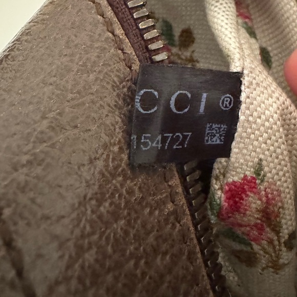 GG SMALL MESSENGER BAG - Picture 16 of 17